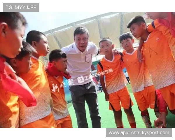 球员训练营结营赛精彩纷呈备受关注,球员训练师